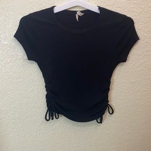 size small/ black